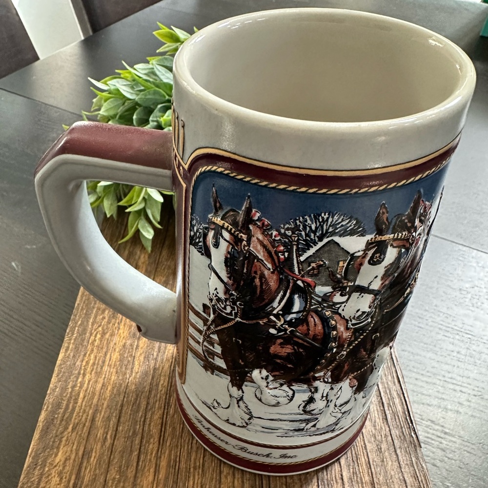 Budweiser Holiday Mug 1989 Collectors Series